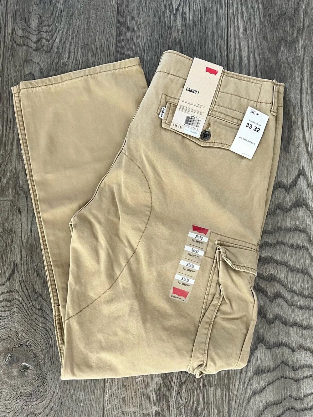 LEVI’S NWT Men’s Cargo 1 Pants Neutral Relaxed Fit 33 x 32 NEW